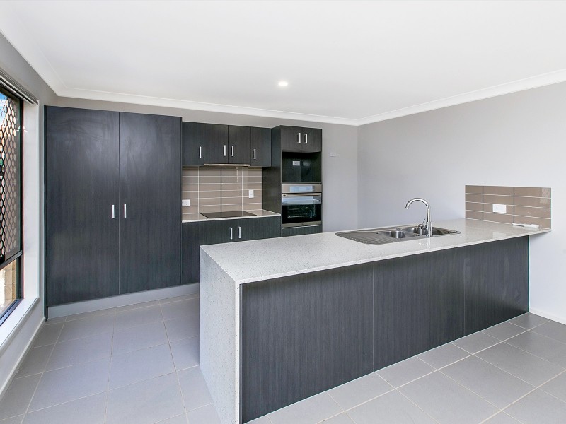34 Warner Street, Wellington Point QLD 4160