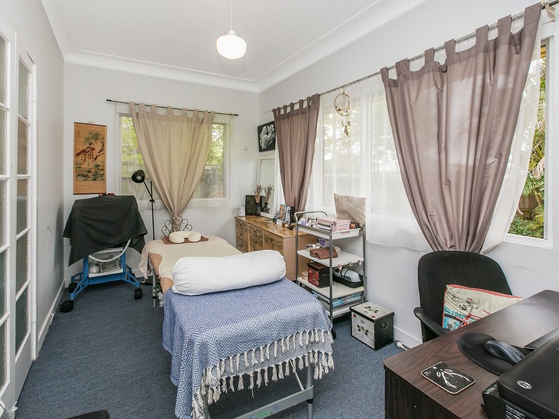 707 Cavendish Road, Holland Park QLD 4121
