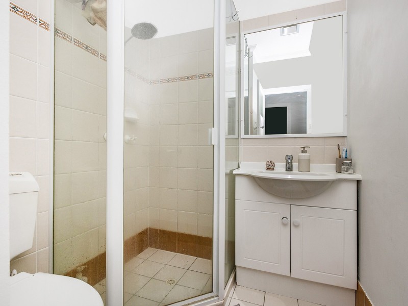 707 Cavendish Road, Holland Park QLD 4121