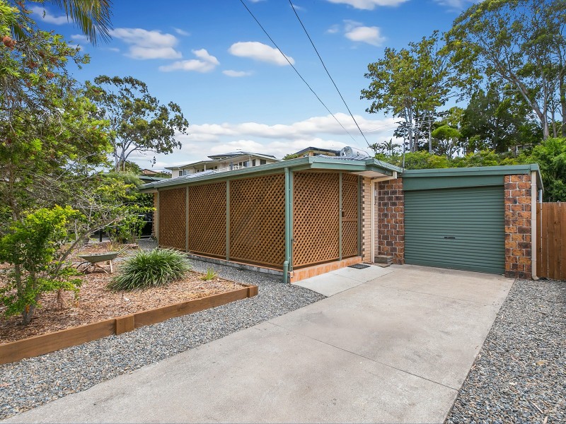 20  Ruth Street, Birkdale QLD 4159