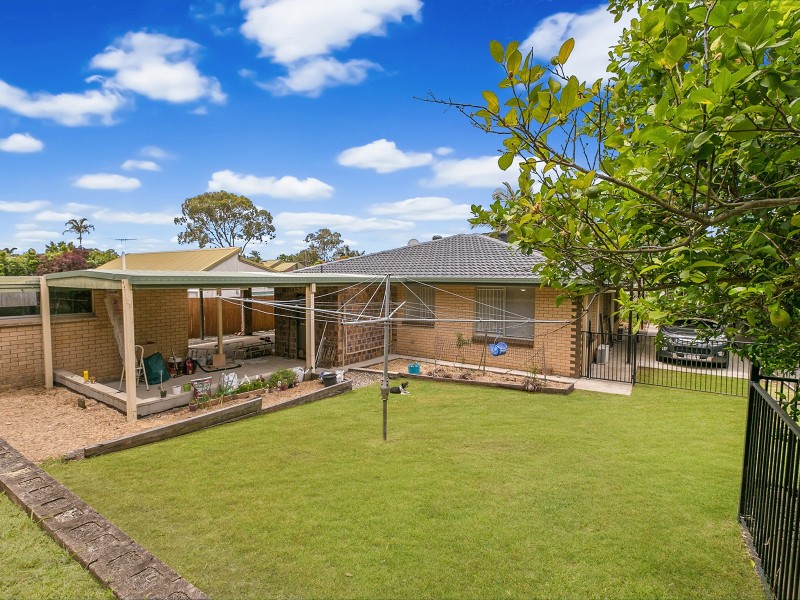 20  Ruth Street, Birkdale QLD 4159