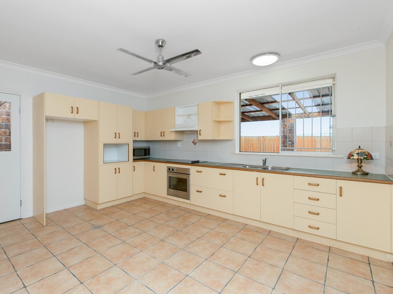 20  Ruth Street, Birkdale QLD 4159