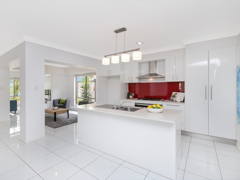63 Corymbia Crescent, Anstead QLD 4070