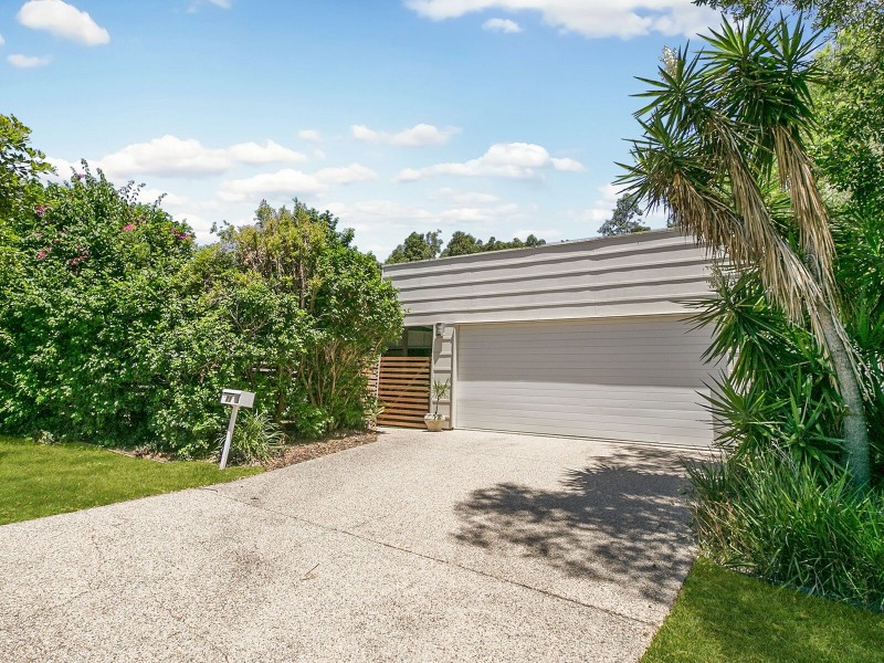 11 Serene Place, Birkdale QLD 4159