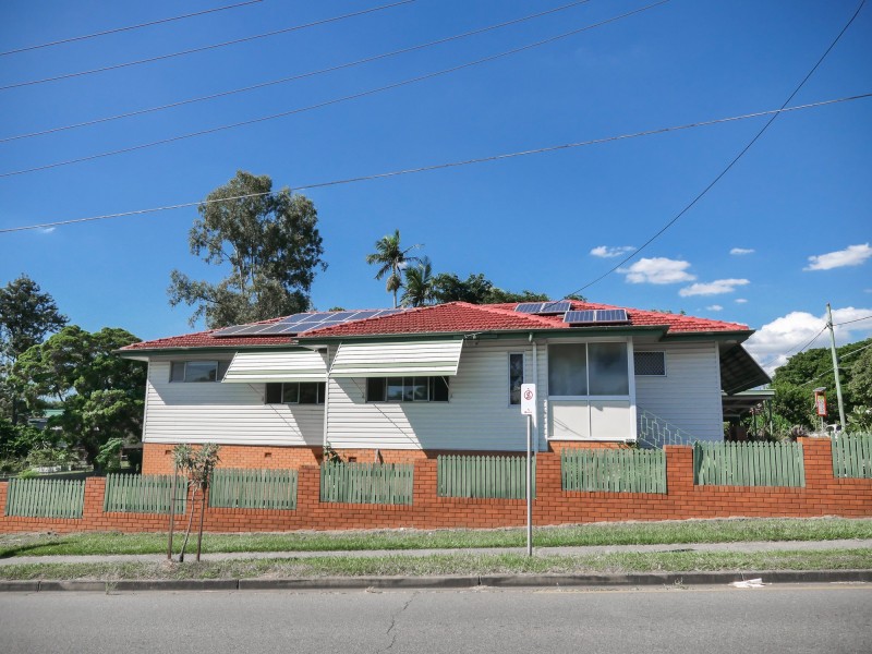 1206 Oxley Road, Oxley QLD 4075