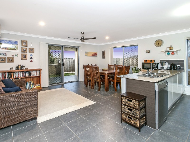 32 Abbot Circuit, Bellbird Park QLD 4300