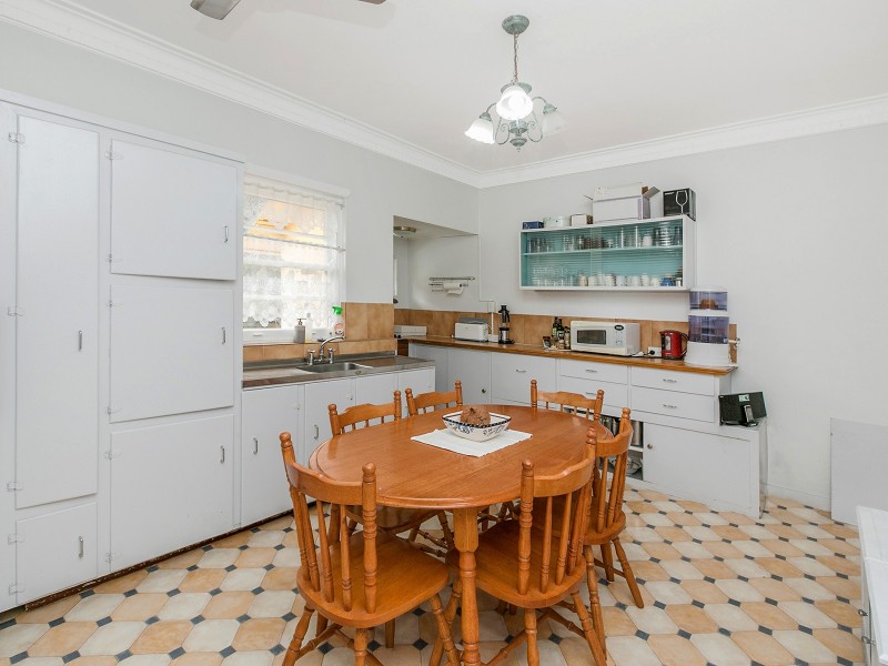 707 Cavendish Road, Holland Park QLD 4121