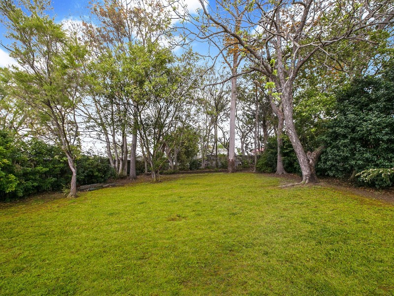 707 Cavendish Road, Holland Park QLD 4121