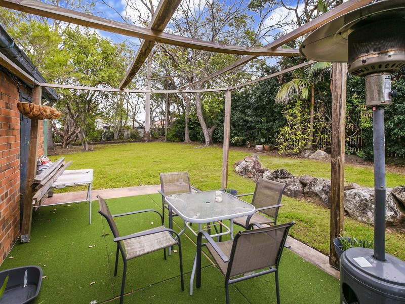 707 Cavendish Road, Holland Park QLD 4121