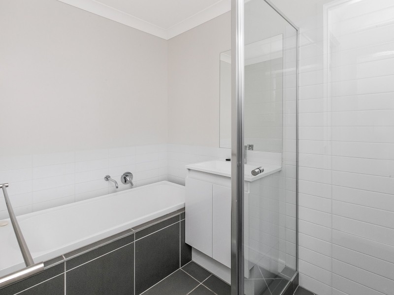 5/16 Macquarie Street, Booval QLD 4304