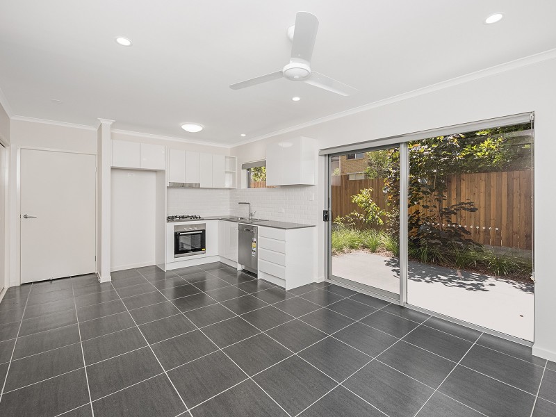 2/42 Gray Avenue, Corinda QLD 4075