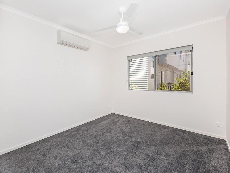 2/42 Gray Avenue, Corinda QLD 4075