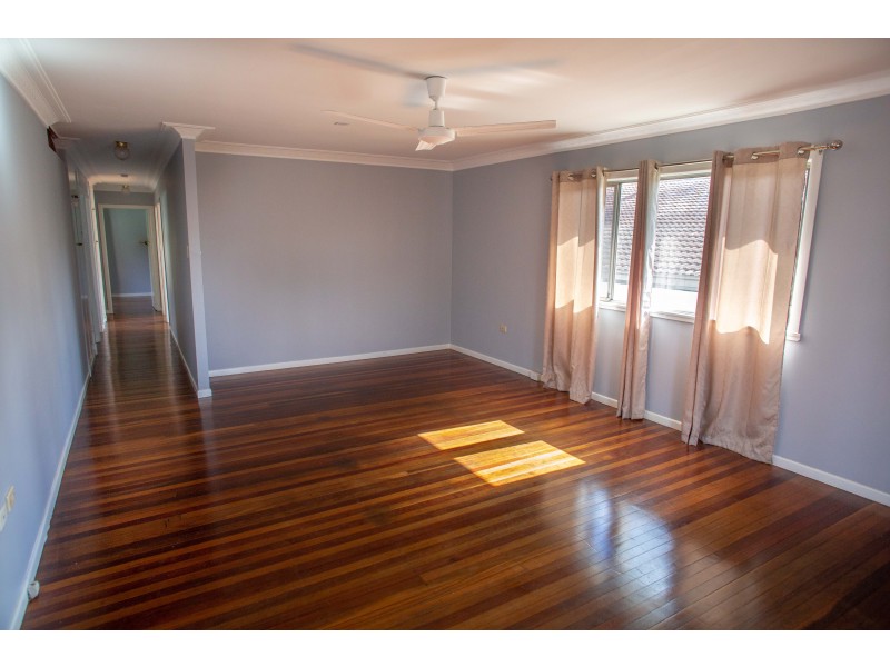 1205 Oxley Road, Oxley QLD 4075