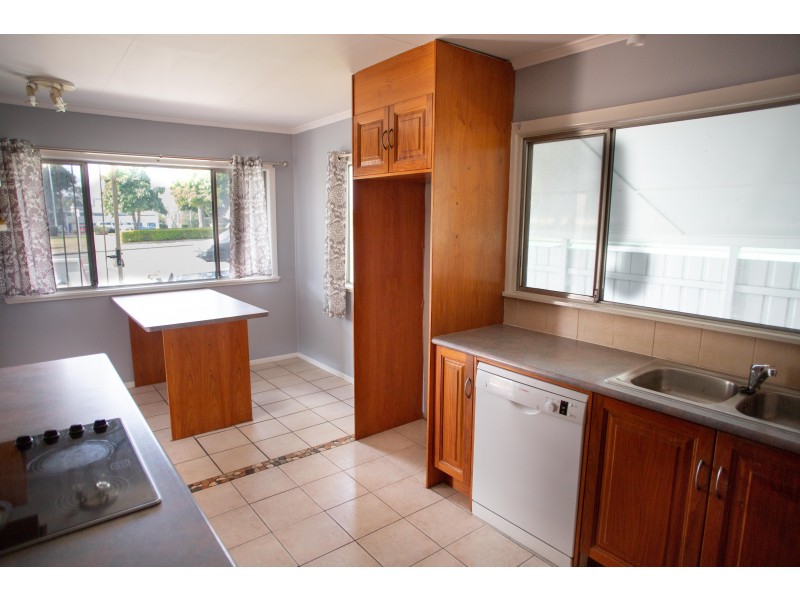 1205 Oxley Road, Oxley QLD 4075