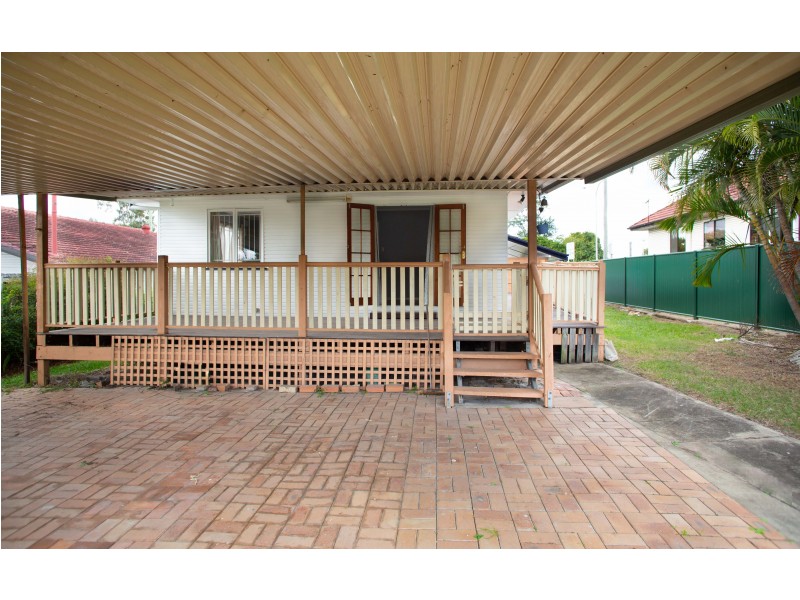 1205 Oxley Road, Oxley QLD 4075