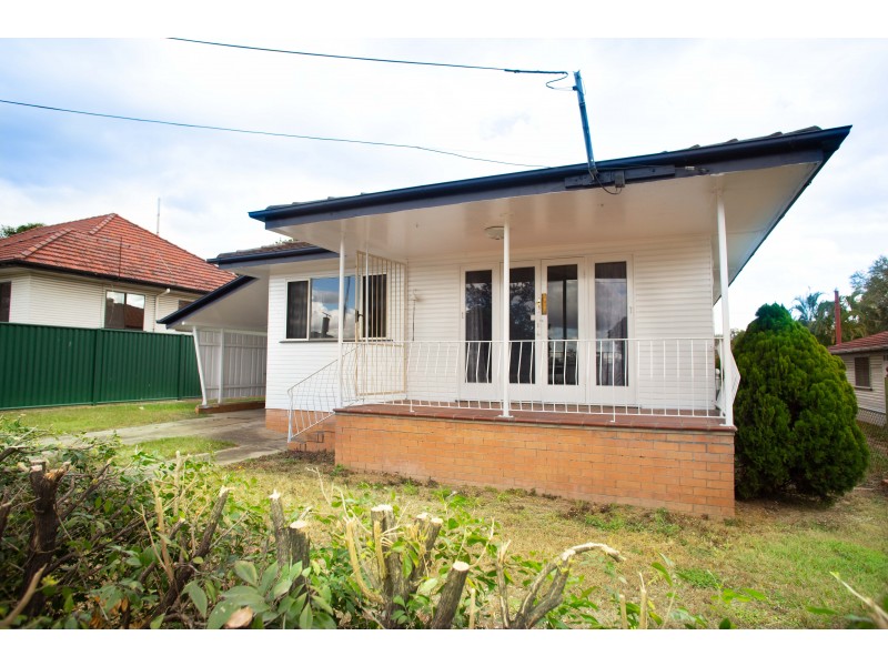 1205 Oxley Road, Oxley QLD 4075