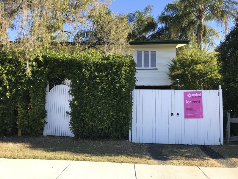 14 Hutchins Street, Tivoli QLD 4305