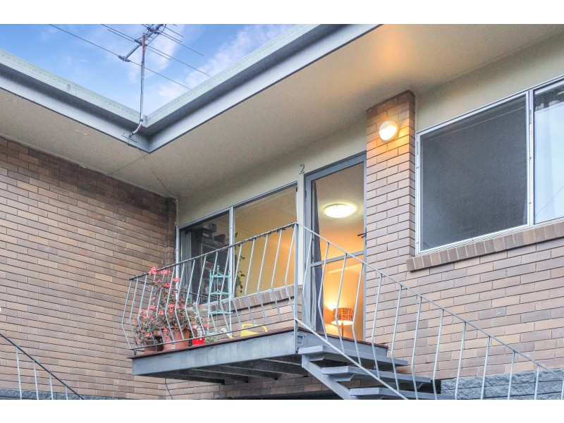 2/40 WOOL STREET, Toowong QLD 4066