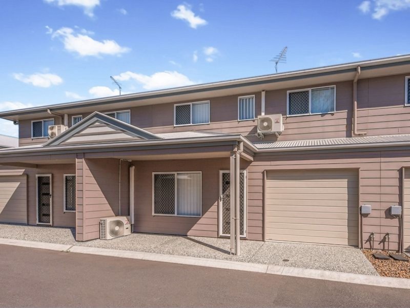 18/10 Creek Street, Bundamba QLD 4304