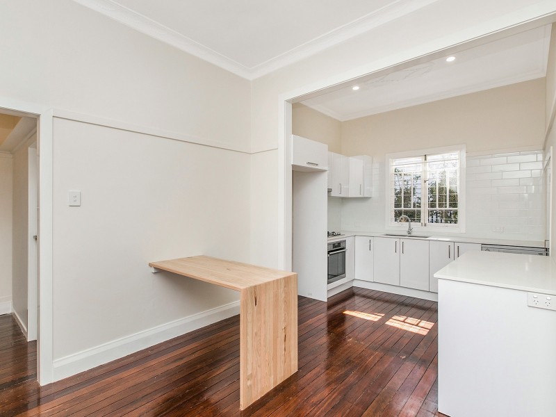 22 Burn Street, Camp Hill QLD 4152