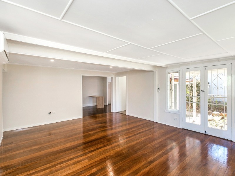 22 Burn Street, Camp Hill QLD 4152