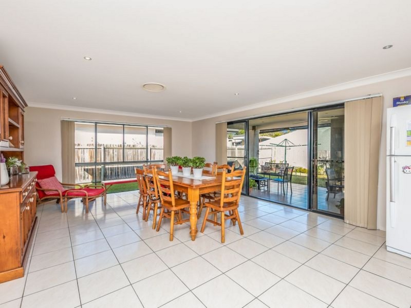3 Arthur Terrace, Moggill QLD 4070