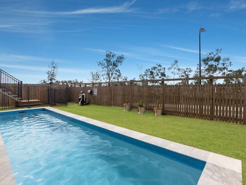 22 MAGNETIC Way, Springfield Lakes QLD 4300