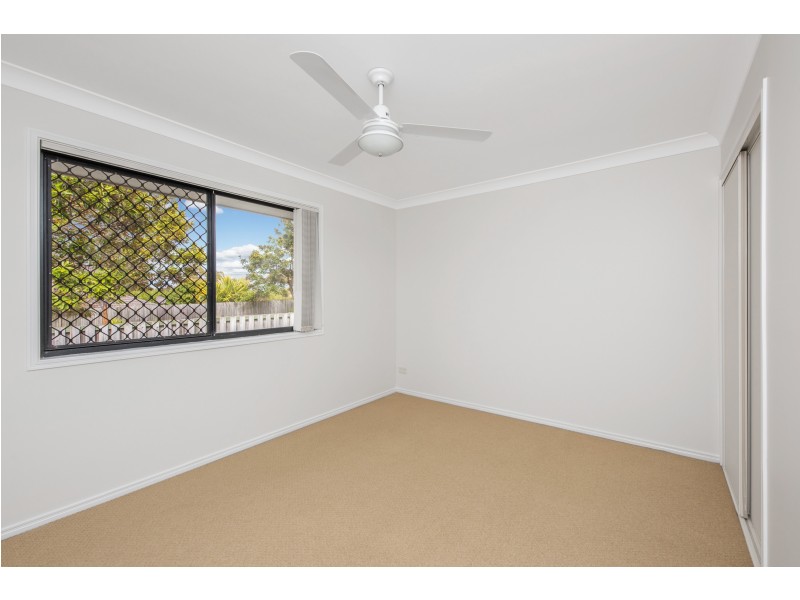 2 EMMA PLACE, Springfield Lakes QLD 4300