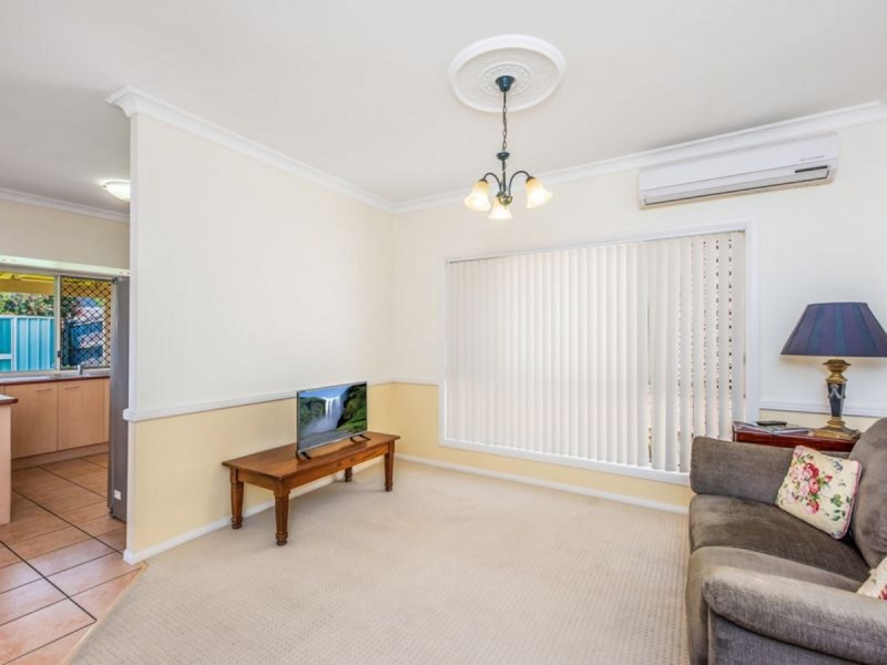 10 Simpson Way, Forest Lake QLD 4078