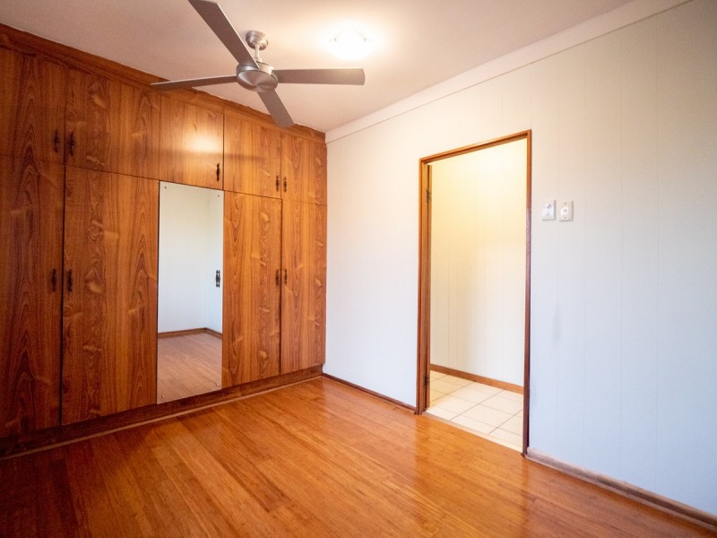 1221 Oxley Road, Oxley QLD 4075