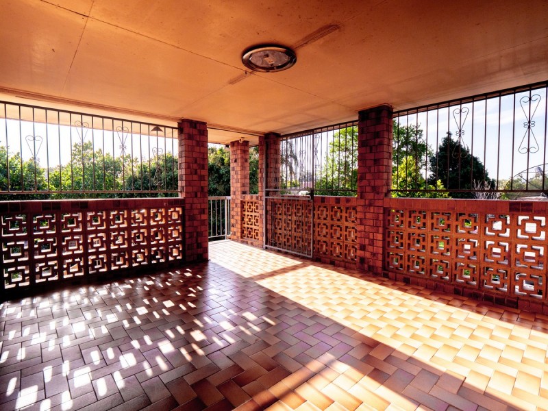 1221 Oxley Road, Oxley QLD 4075