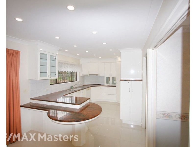 326 Ham Road, Wishart QLD 4122