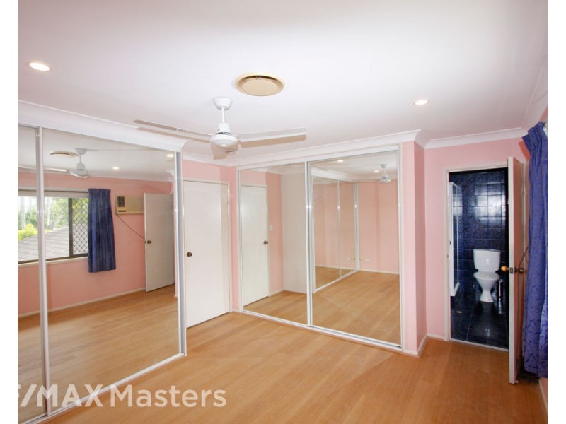 326 Ham Road, Wishart QLD 4122