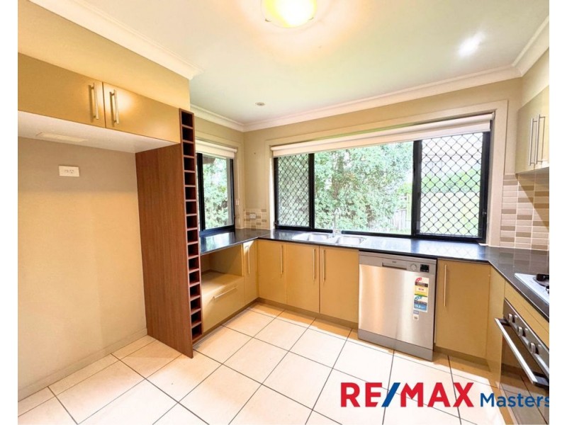 50 Hillardt Street, Robertson QLD 4109