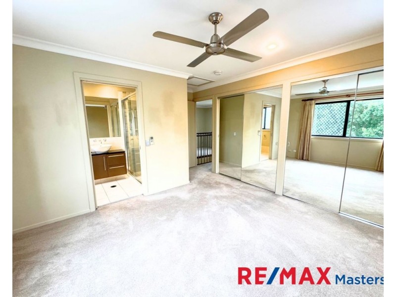 50 Hillardt Street, Robertson QLD 4109