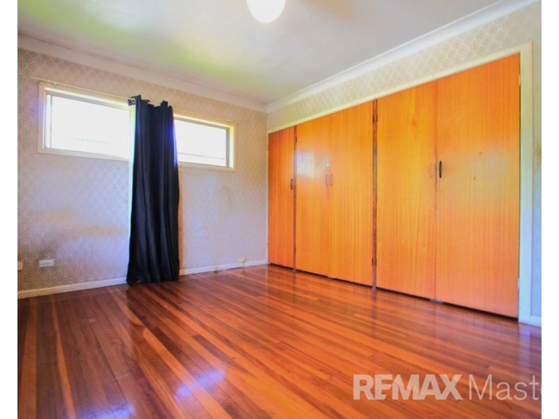 129 Granadilla Street, Macgregor QLD 4109