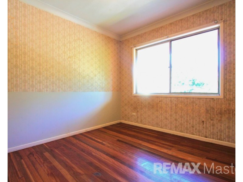 129 Granadilla Street, Macgregor QLD 4109