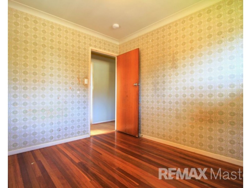 129 Granadilla Street, Macgregor QLD 4109