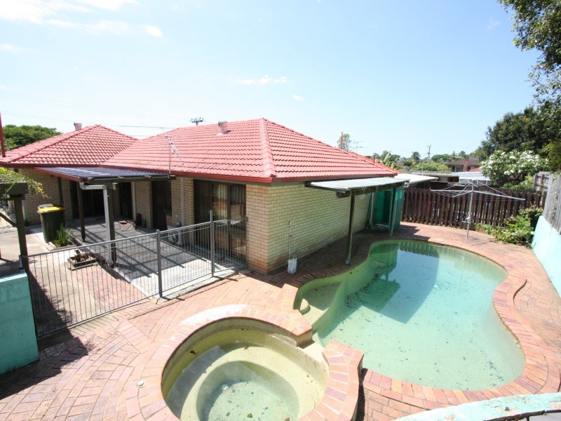 11 Comley Street, Sunnybank QLD 4109