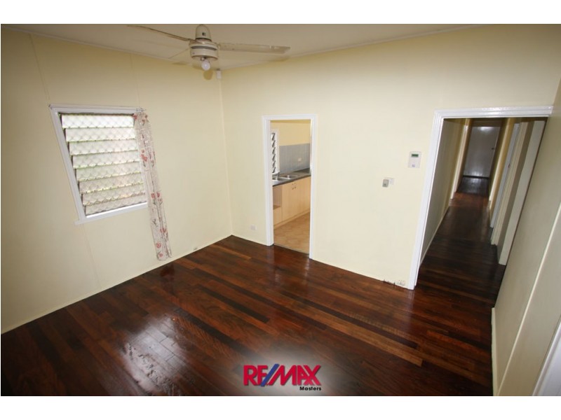 42 Garfield Road, Logan Central QLD 4114