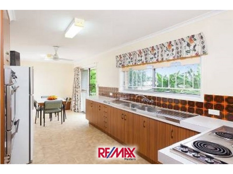 21 Le Grand Street, Macgregor QLD 4109