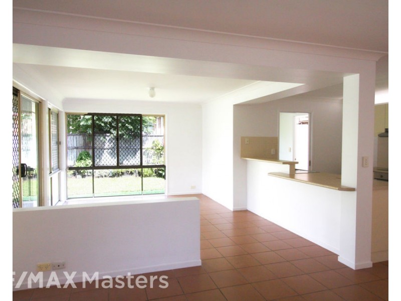 18 Orchard Place, Eight Mile Plains QLD 4113