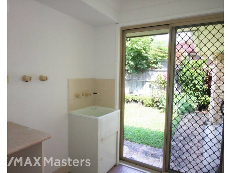 18 Orchard Place, Eight Mile Plains QLD 4113