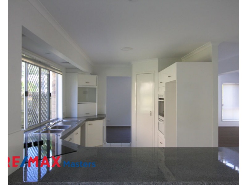 1 Sirius Street, Wishart QLD 4122