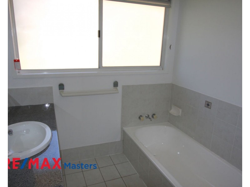 1 Sirius Street, Wishart QLD 4122