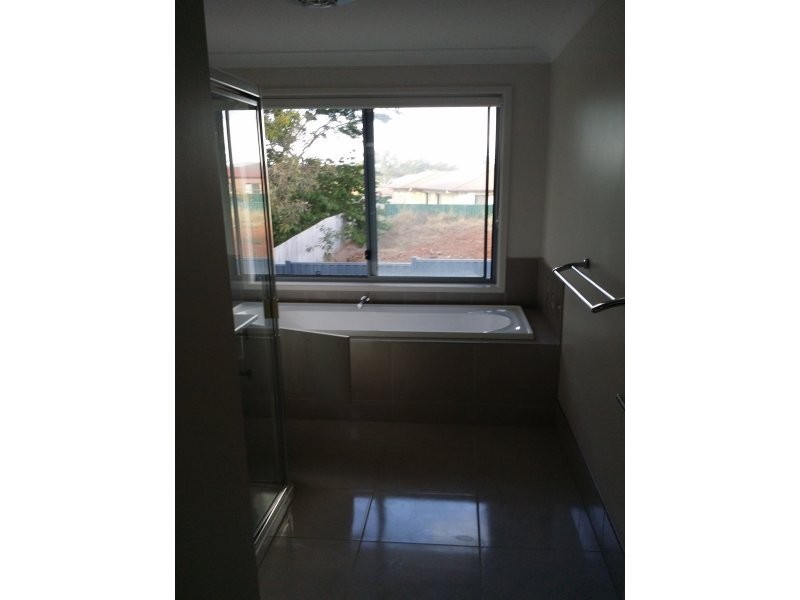 26 Levington Road, Eight Mile Plains QLD 4113