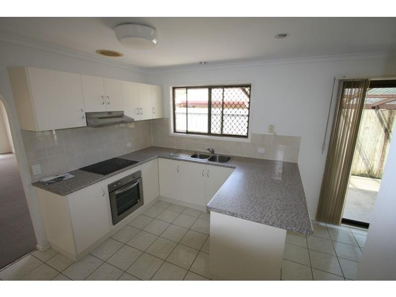 4 Sundew Street, Sunnybank QLD 4109