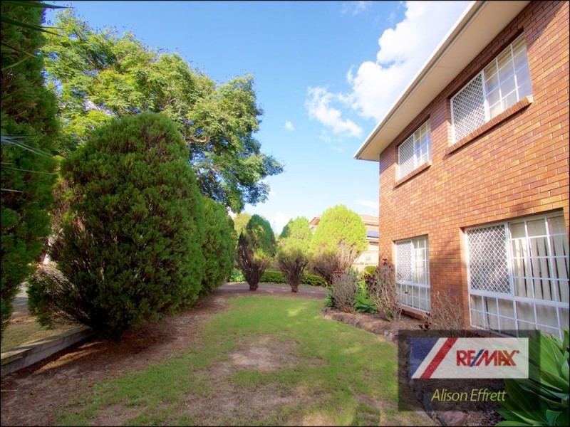 46 LINDFIELD Circuit, Robertson QLD 4109