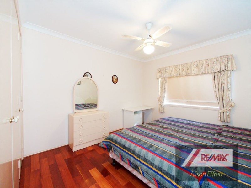 46 LINDFIELD Circuit, Robertson QLD 4109