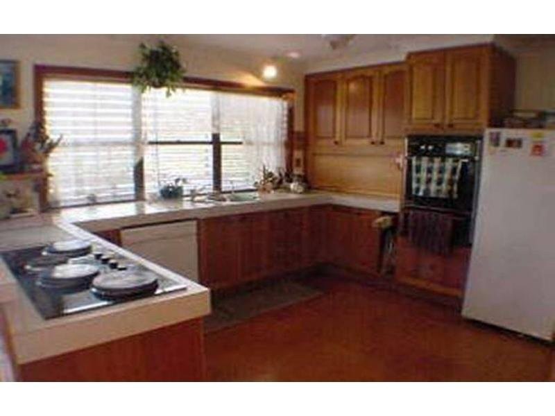 219 Springwood Road, Springwood QLD 4127